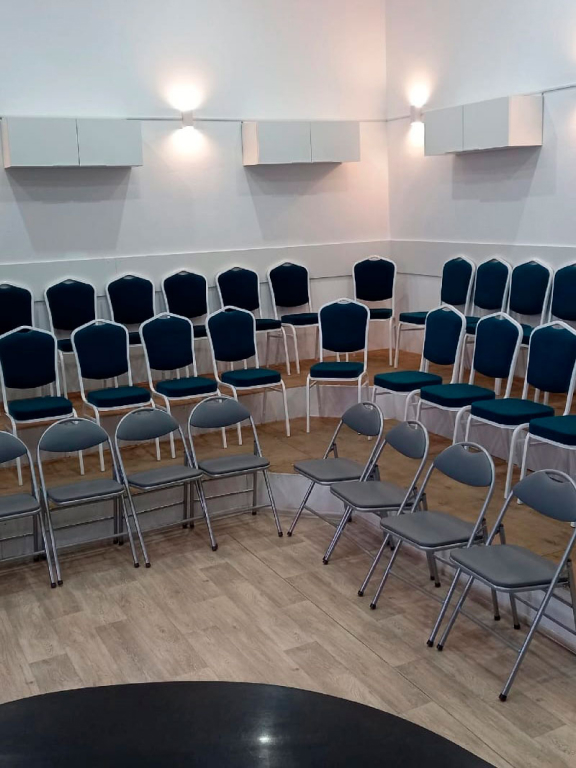 Стулья для кафе Стулья для кафе - фото